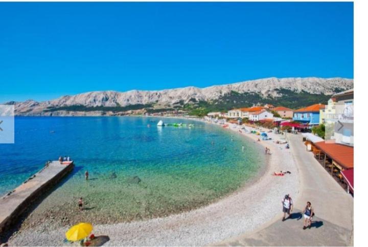 Apartmani Baska S Pogledom Na More المظهر الخارجي الصورة